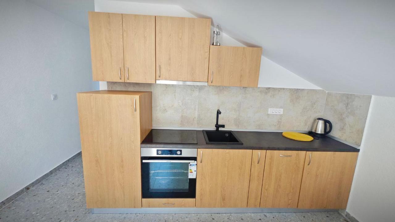 Apartmani Radovic Bijela Esterno foto