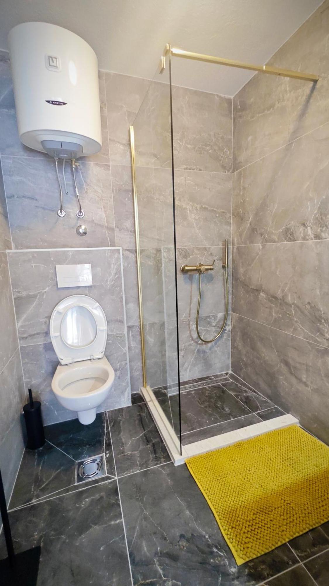 Apartmani Radovic Bijela Esterno foto